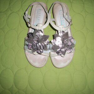 Hispanitas Vintage 2012 White Sandals with Flower